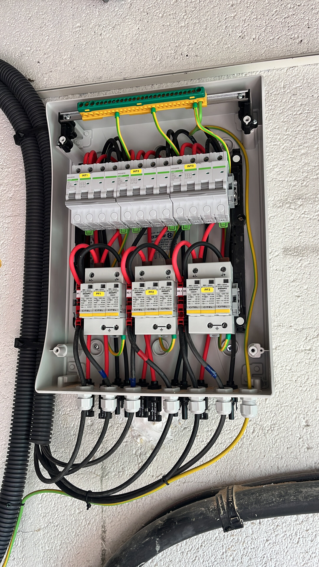 Atelier EPB elec : outils, câbles et matériel électrique